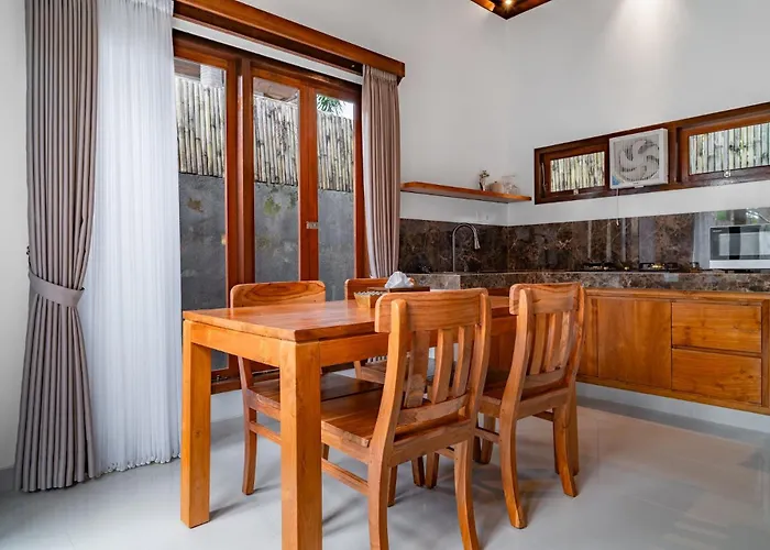 Villa Deruja *